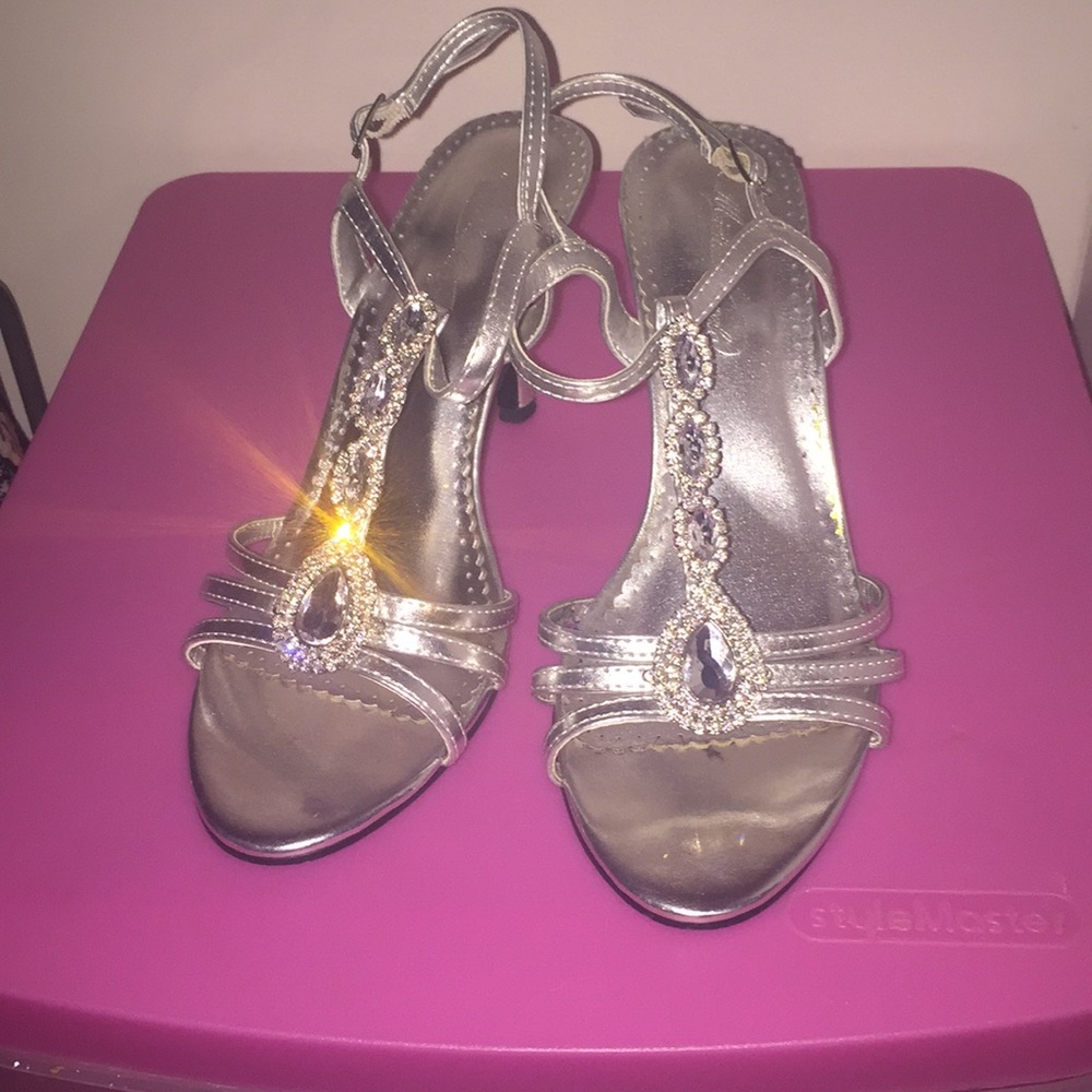 Michael Angelo Prom/Evening Shoes, size 7